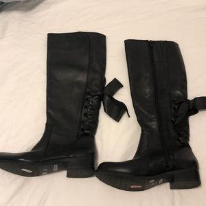 Black boots